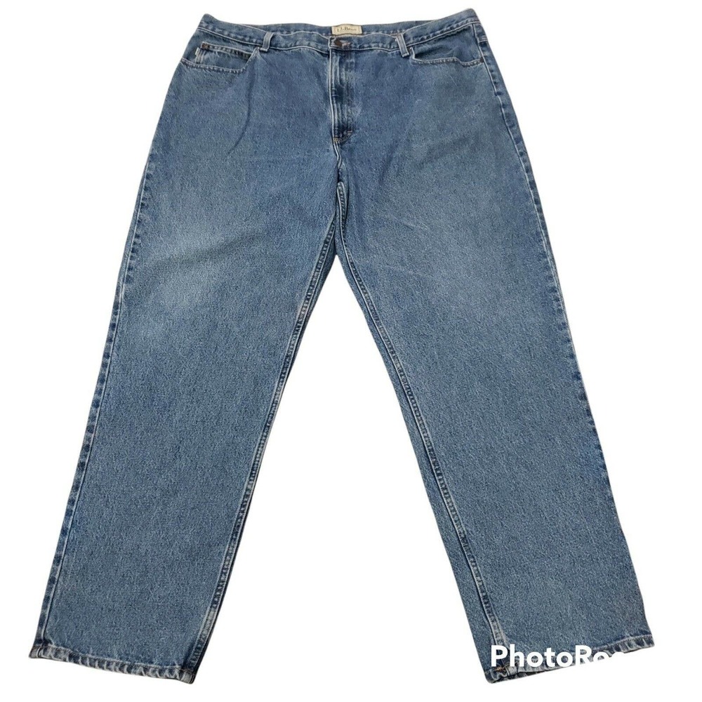 L L Bean Mens Straight Jeans Relaxed Fit Light Wash Denim Tag 44x34 Actual 44x33